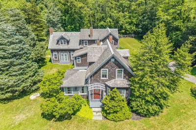 275 W Falmouth Hwy 1
