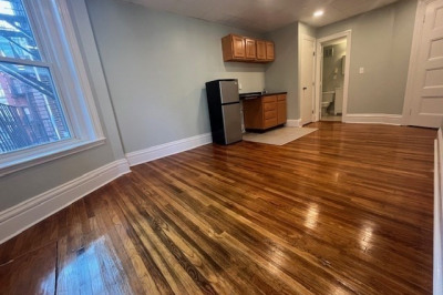 302 Newbury #9 1