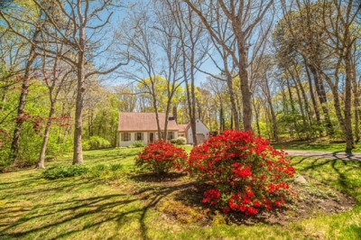 10 Little Acorn Ln 1