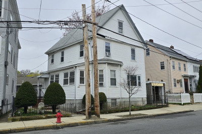592 Washington Ave 1
