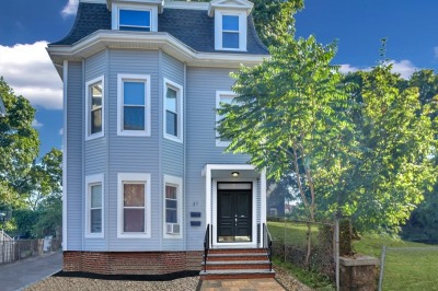 31 Alaska St 1