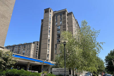 33 Pond Ave #401 1