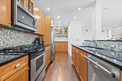 452 Park Drive #12A 1