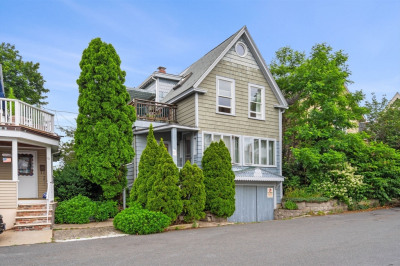 95 Bay View Ave 1