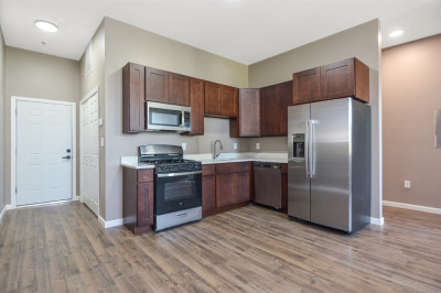 155 Crescent #4 1