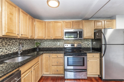 191 Commercial St #302 1