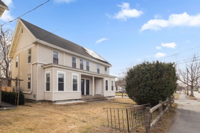 94 Pleasant St #94