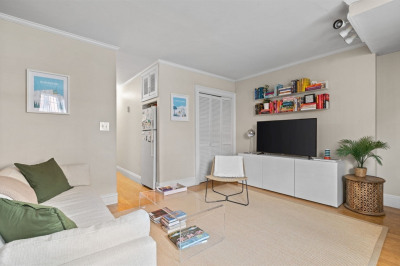15 DArtmouth Street #A 1