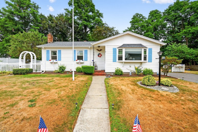 4 Lincoln Dr