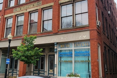 52-58 Washington St 1
