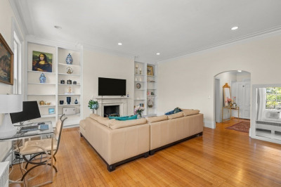 133 Marlborough St #8 1