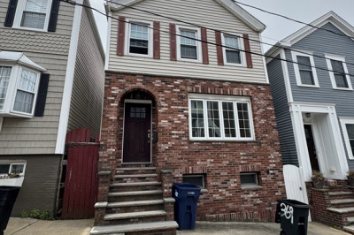 371 Silver St #single 1