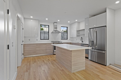 3 Pulaski Ave 1