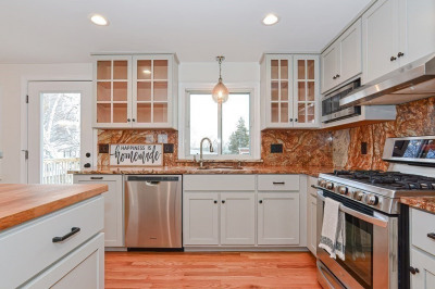 21 Swan Ave #21 1