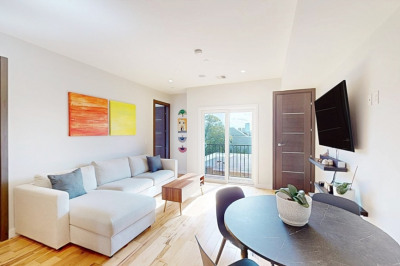 39 Lexington #8 1
