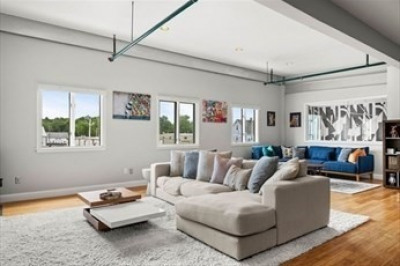 1391 Hyde Park Ave #G 1