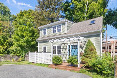 114 Wrentham St #2 1