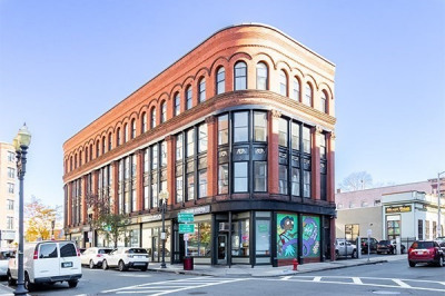 145 Munroe St #201