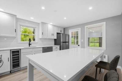 255 West St 1