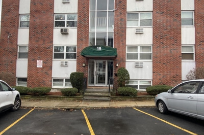 15 Commonwealth Court #3 1