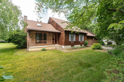 19 Nolan Ln