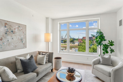 100 LoveJoy Wharf #J 1