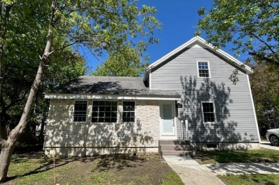 15 Murray Avenue