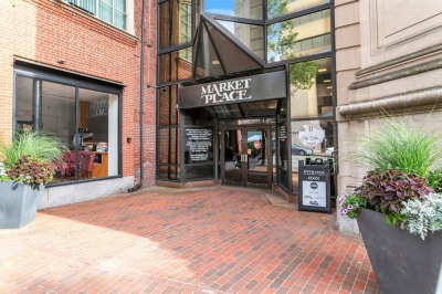 1365 Main St #210