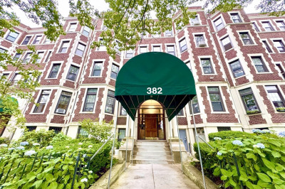 382 Riverway #8 1