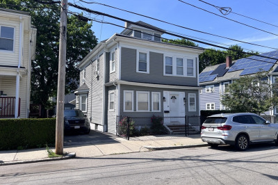 81 Rockdale St 1