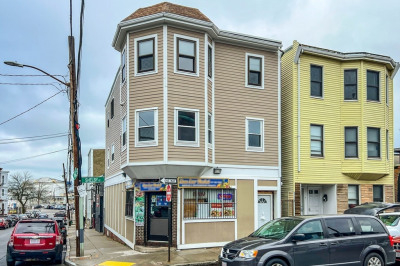 22-24 Shelby St 1