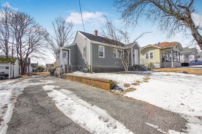 301 Longhill Ave 1