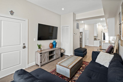 91 Chelsea St #1 1