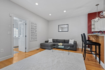 127 Cottage St #1 1