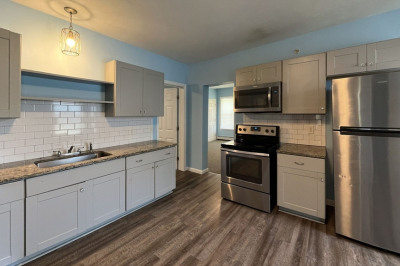 91 N Main St #4 1