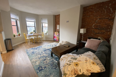 54 Gainsborough Street #3 1