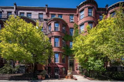 918 Beacon St. #3 1