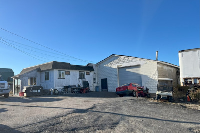 477 Hartford Ave W