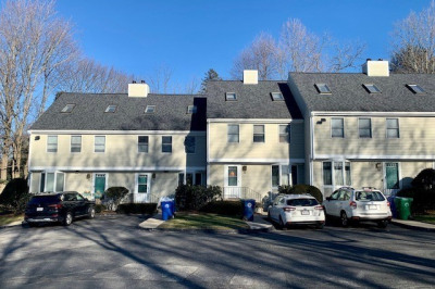 30 Lucille Pl #30 1