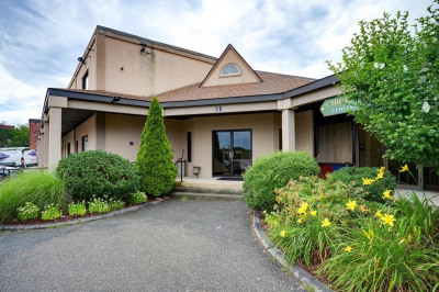 61 Nicholas Rd #7 1