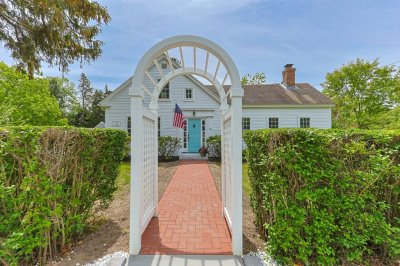 188 Rock Harbor Rd 1