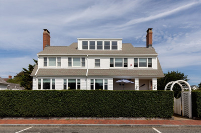 616 Commercial St #15 1