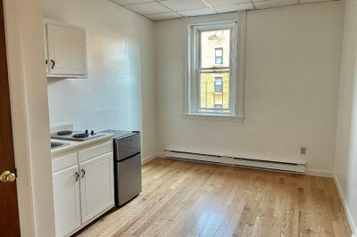 854 Beacon Street #4 1