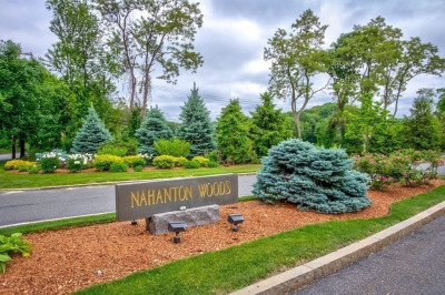 210 Nahanton St #521 1