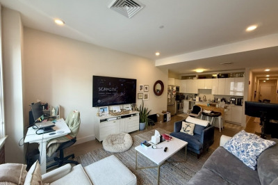 121 Portland St #305