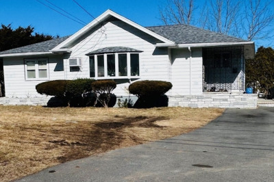 469 Sawyer St 1