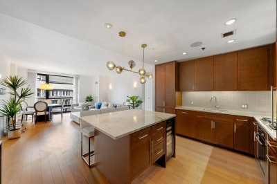 580 Washington St #901 1