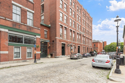 172 Middle St #105 1