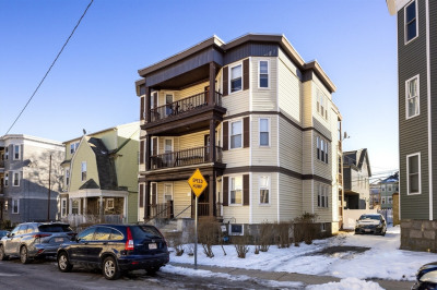 72 Mora Street 1