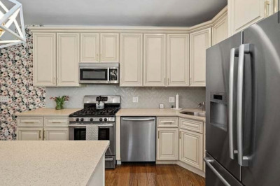 37 Coffey St #2 1